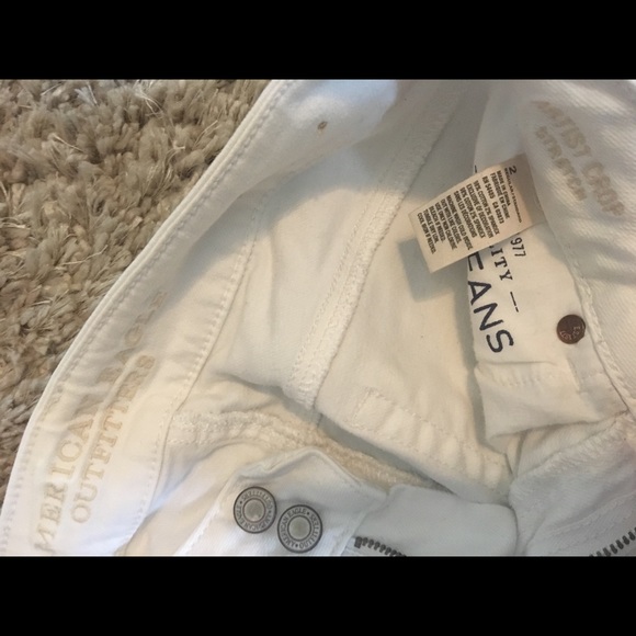 American Eagle size 2 capris - Picture 2 of 4